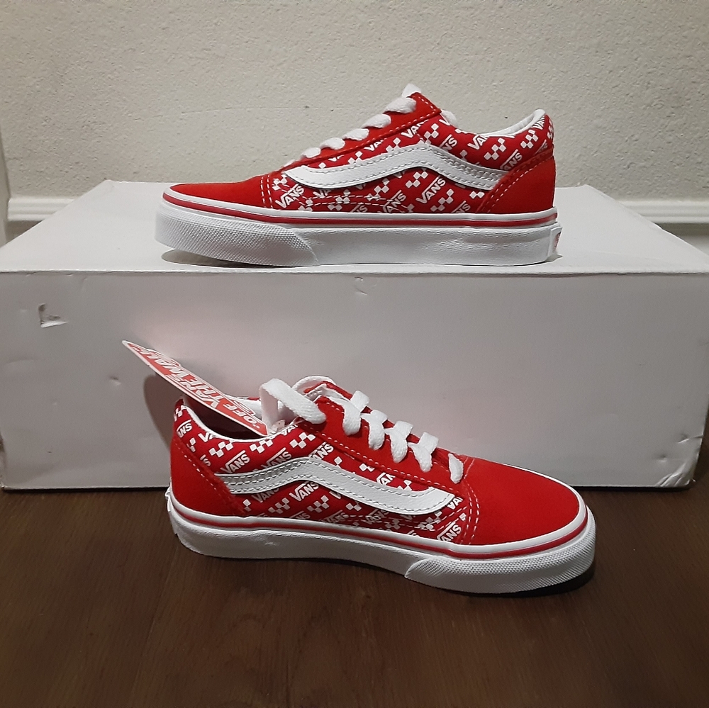 Vans - Picture 4 of 4
